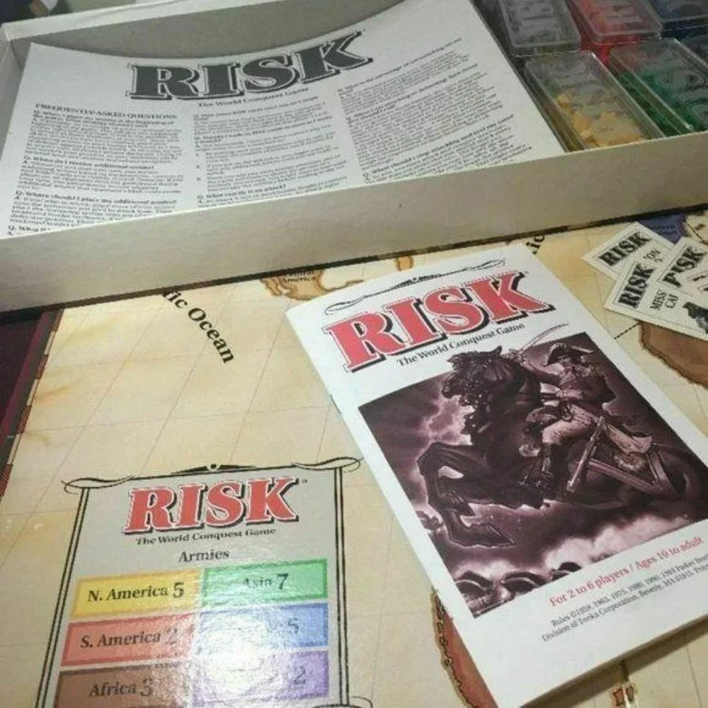 RISK THE‎ WORLD CONQUEST 1993 Board Game